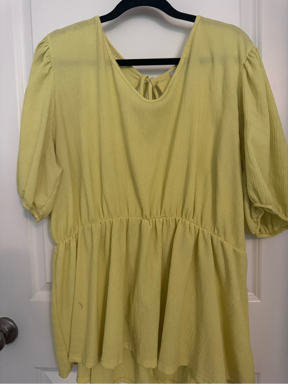 White Birch Plus Size Yellow Babydoll Peplum Top – Size 2X